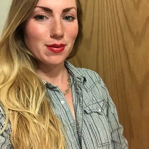 Meet your Posher, Samantha